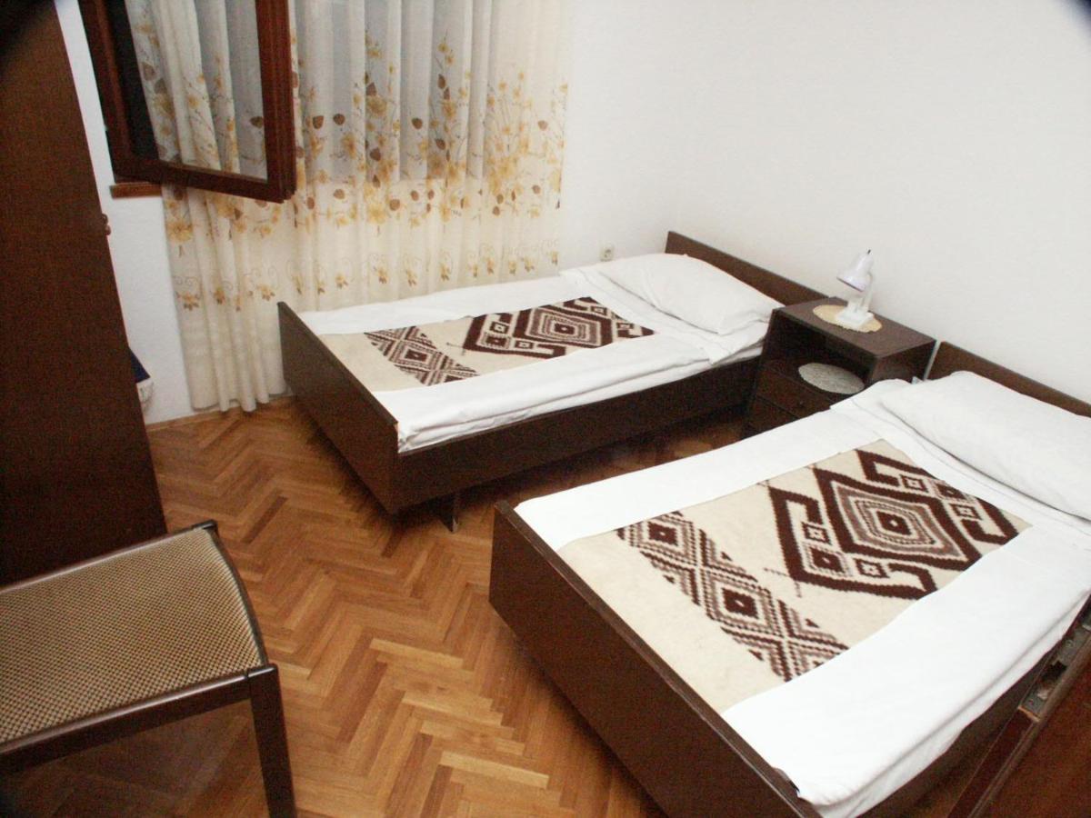 Apartments By The Sea Maslinica, Solta - 774 Grohote المظهر الخارجي الصورة